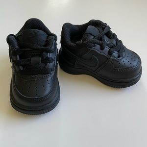Nike Black Air Force 1 infant crib size 2 baby AF1 Sneakers
